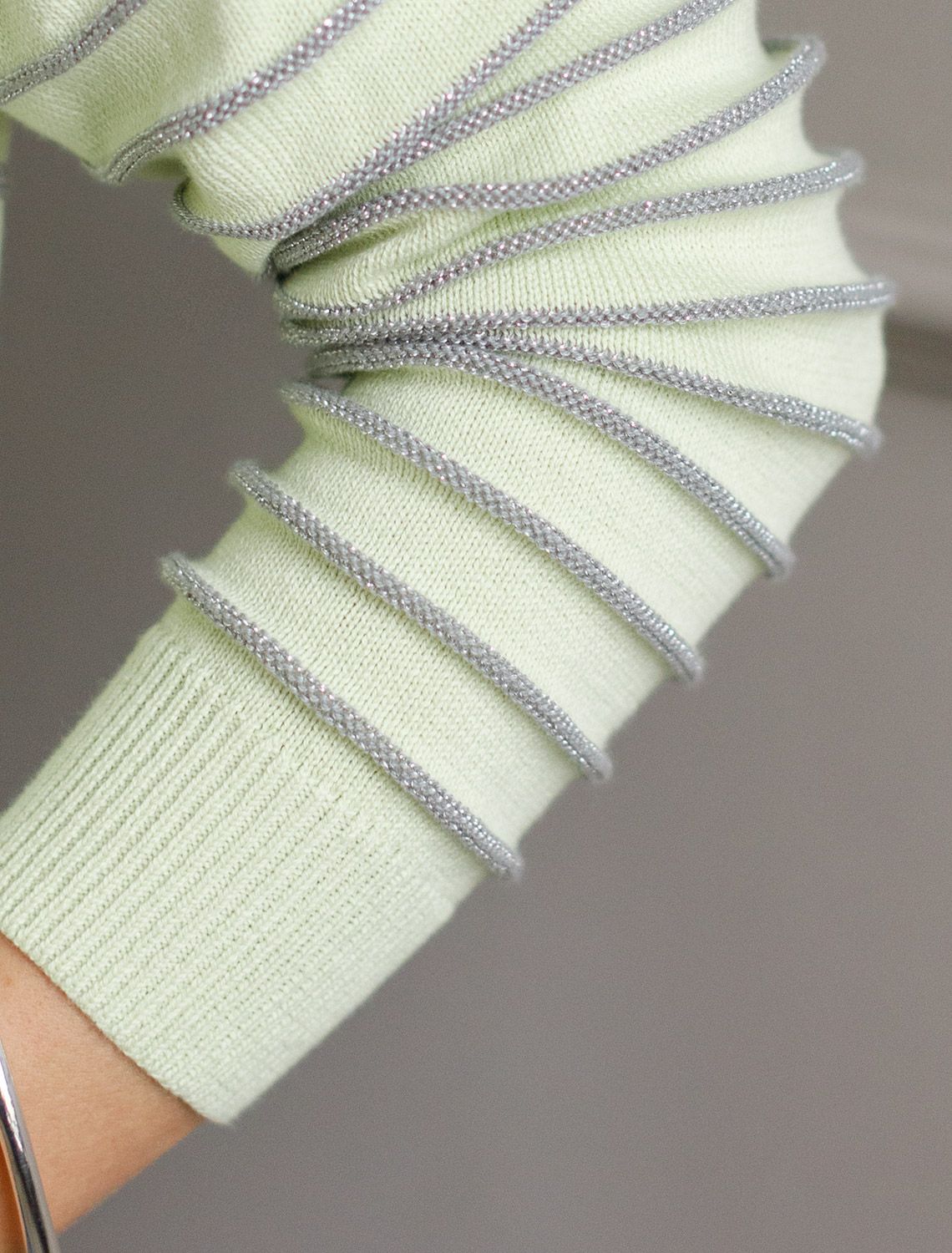 Ст.цена 2490р Джемпер из хлопка с люрексом D39.342 светло-фисташковый