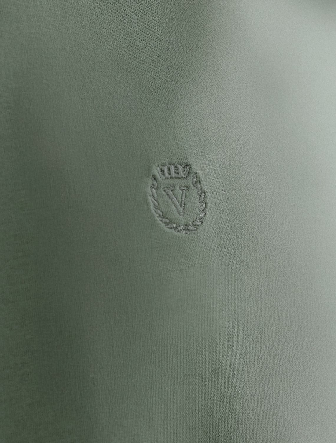 Ст.цена 1990р Джемпер из тонкого премиального футера с эластаном U49.067 св.оливковый