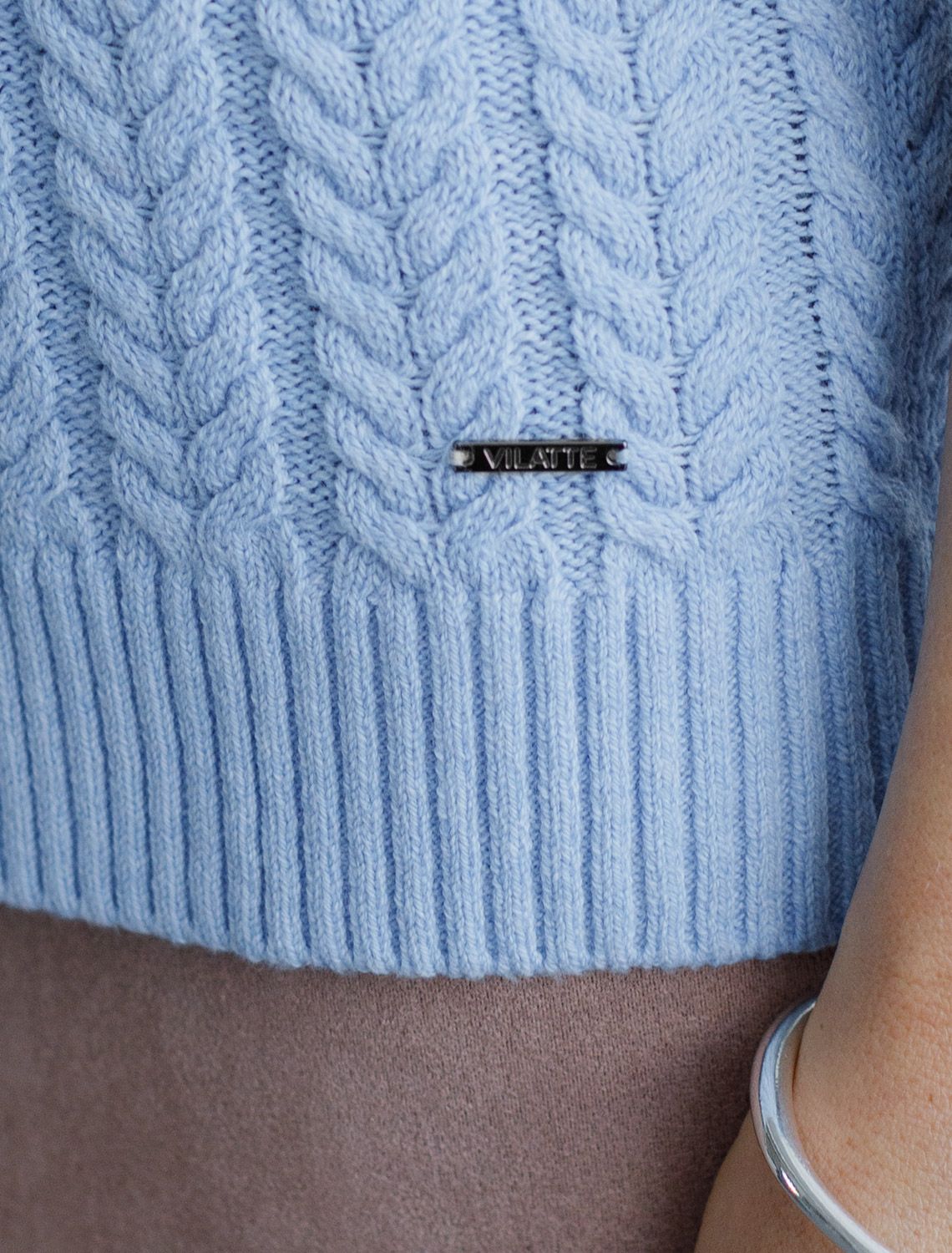 Ст.цена 2250р Джемпер фактурной вязки из хлопка с кашемиром D39.349 голубой меланж