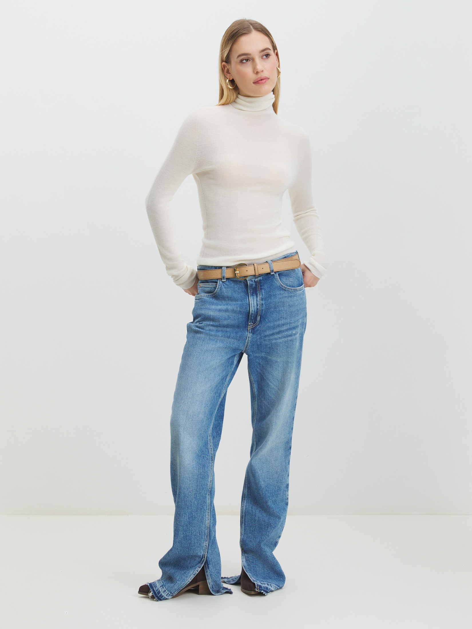 Женская бесшовная водолазка MAISON DAVID 4090138, белый