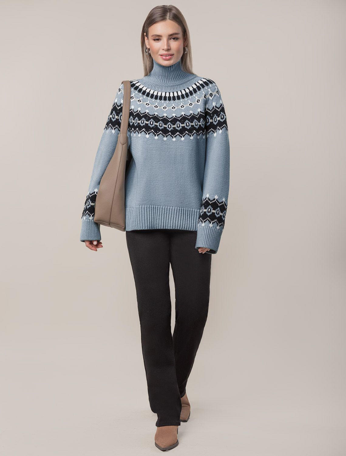 Ст.цена 3090р Джемпер фактурной вязки из хлопка с акрилом D39.334 серо-голубой