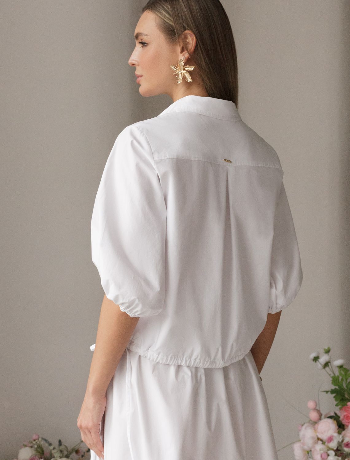 Ст.цена 2390р Блузка из легкого хлопкового поплина D29.264 натуральный белый