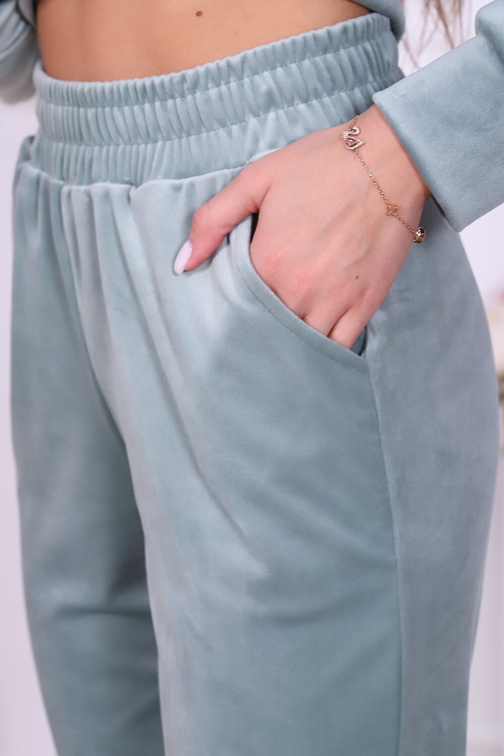 ст. цена1920руб.! Натали Костюм 71029фисташковый