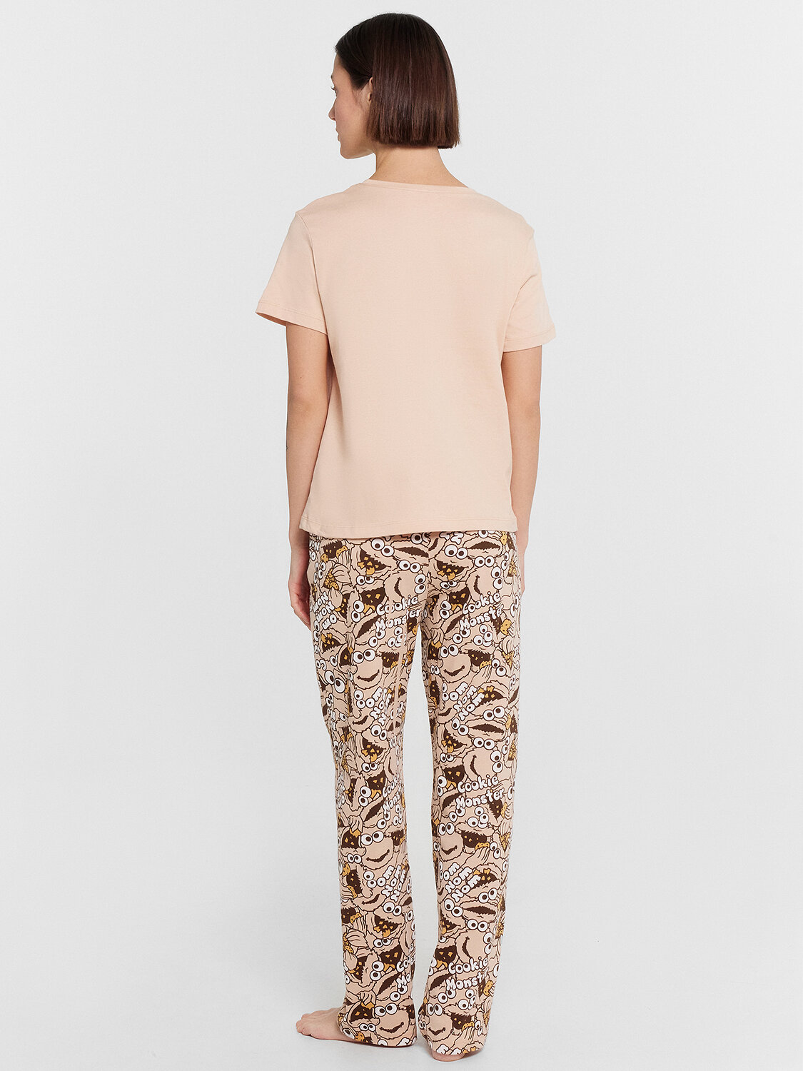 ст. цена1309руб.! MARK FORMELLE Комплект 592511бежевый +персонажи на бежевом