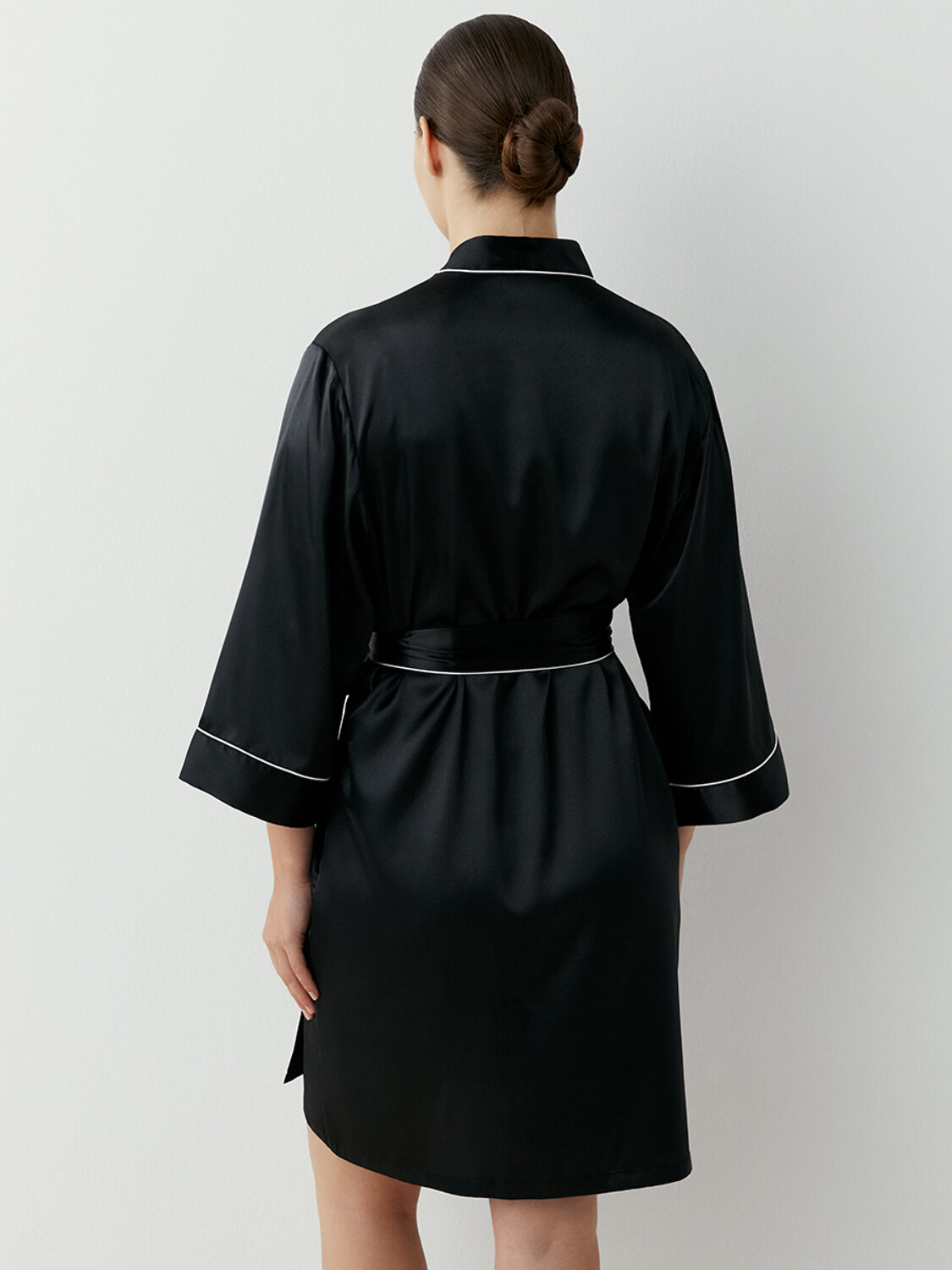 ст. цена2333руб.! Omsa Халат OmD 0411D LOVE Халат женский (с запахом), PLNero (Черный)