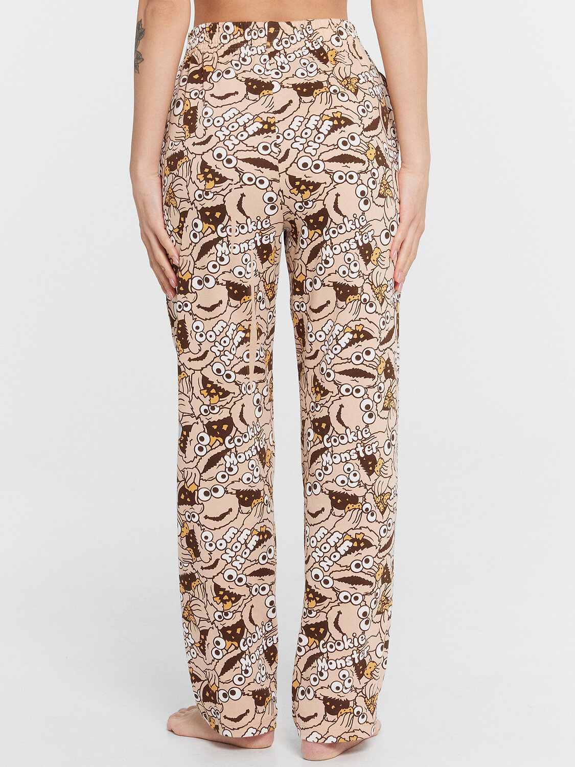 ст. цена1309руб.! MARK FORMELLE Комплект 592511бежевый +персонажи на бежевом