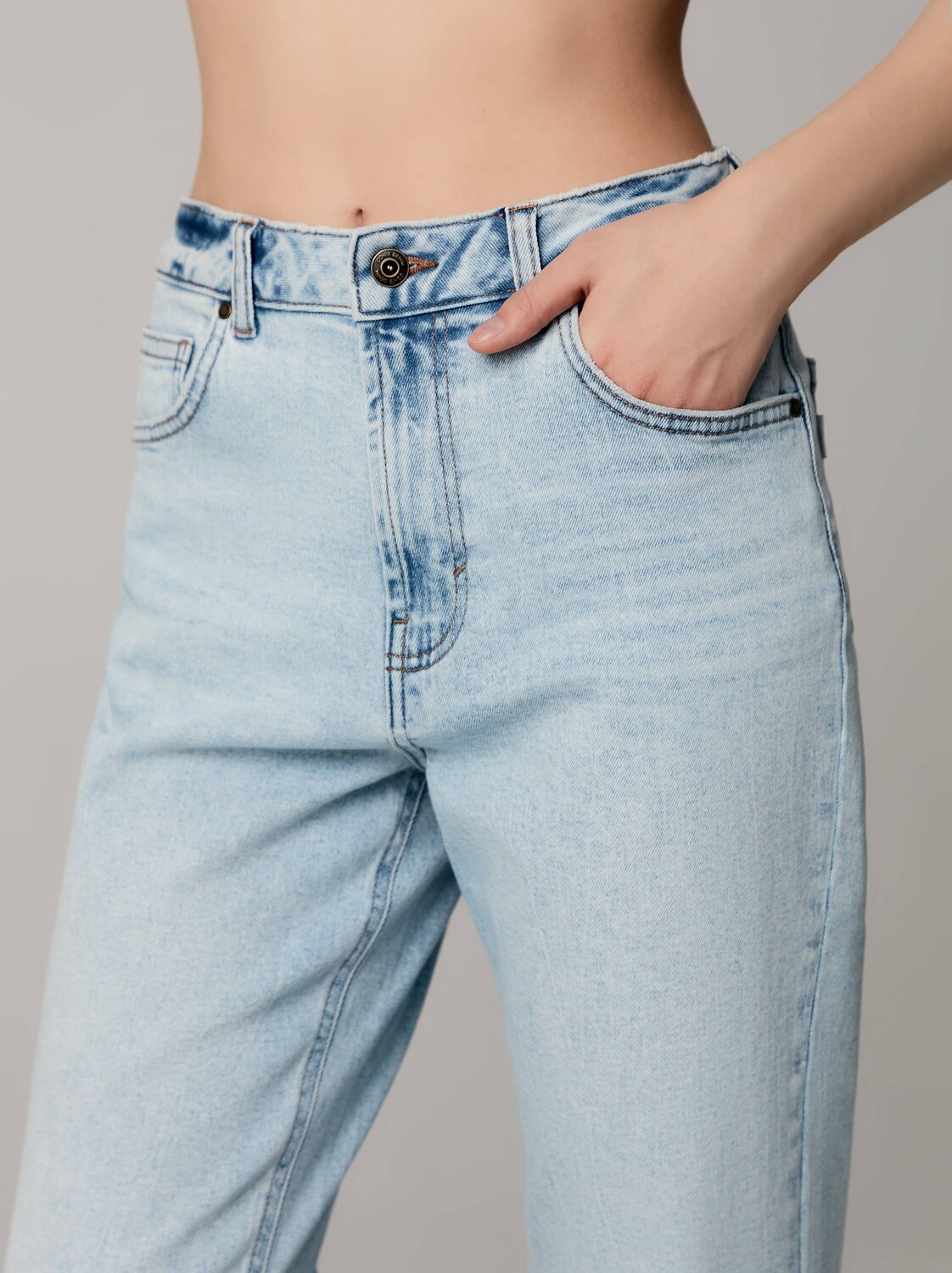 Ст.цена 3793р. Conte elegant Джинсы CON-583 light blue 280947