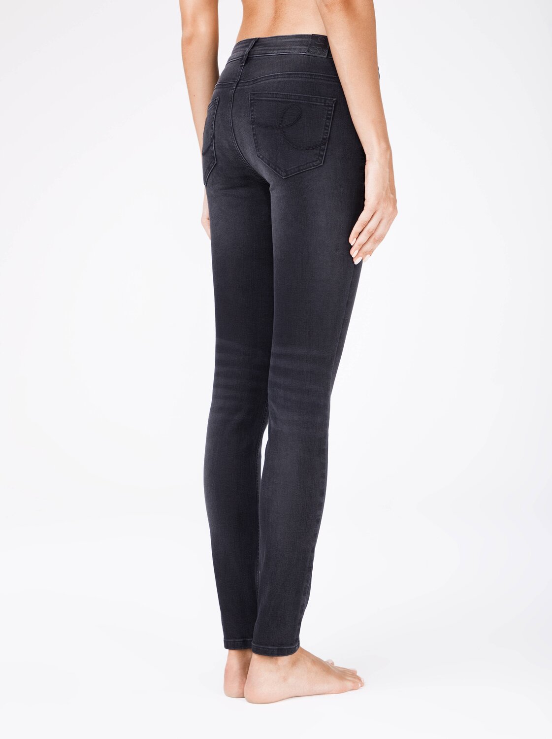 Ст.цена 3028р. Conte elegant Джинсы CON-100 Черный 190719