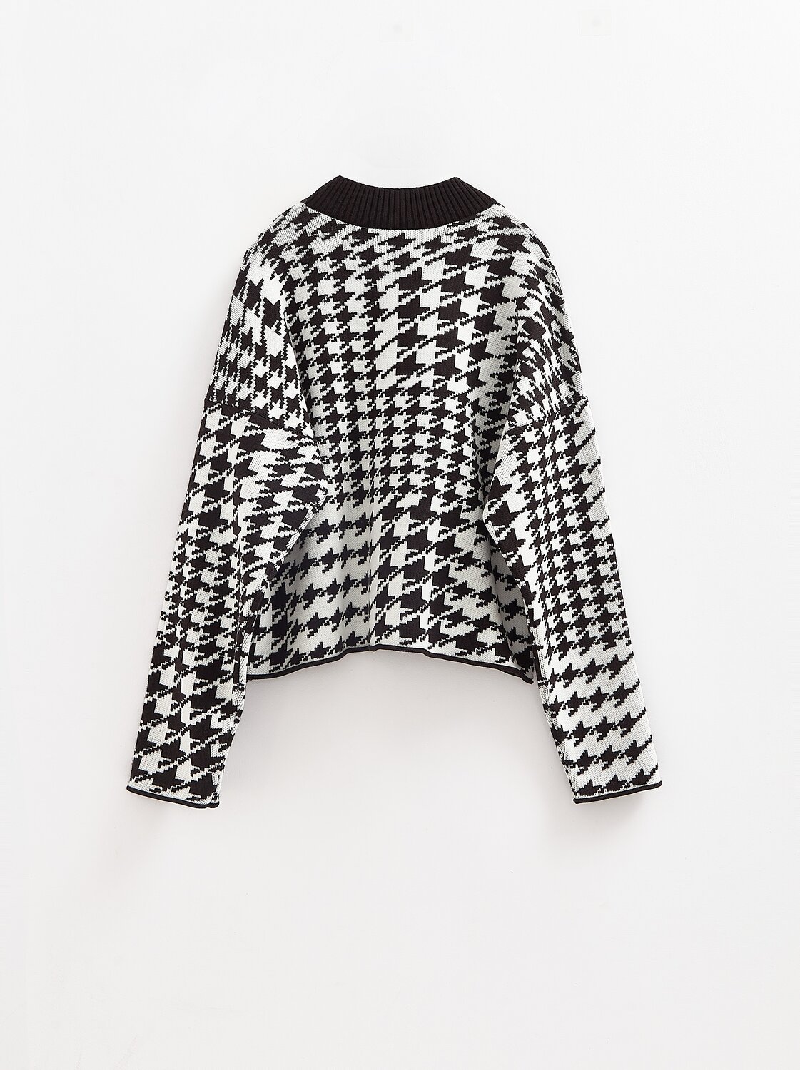 Ст.цена 3301р. Conte elegant Джемпер LDK23103 23С-103СП white 508605