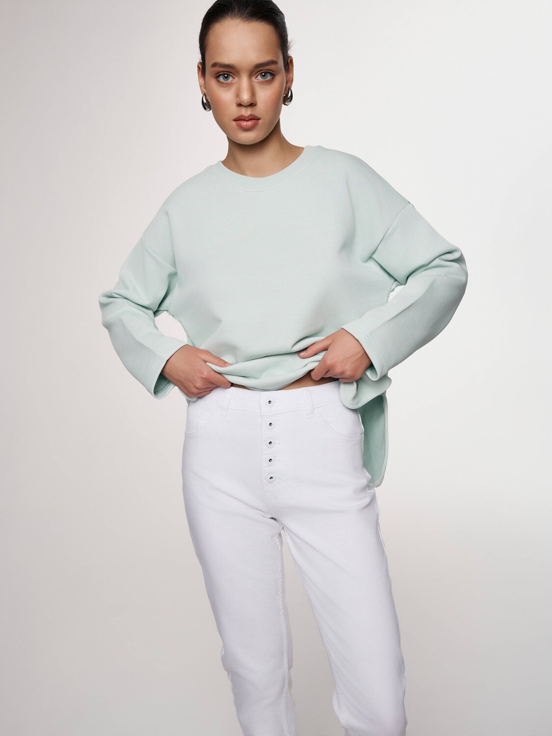 Ст.цена 3840р. Conte elegant Джинсы CON-647 white 461899