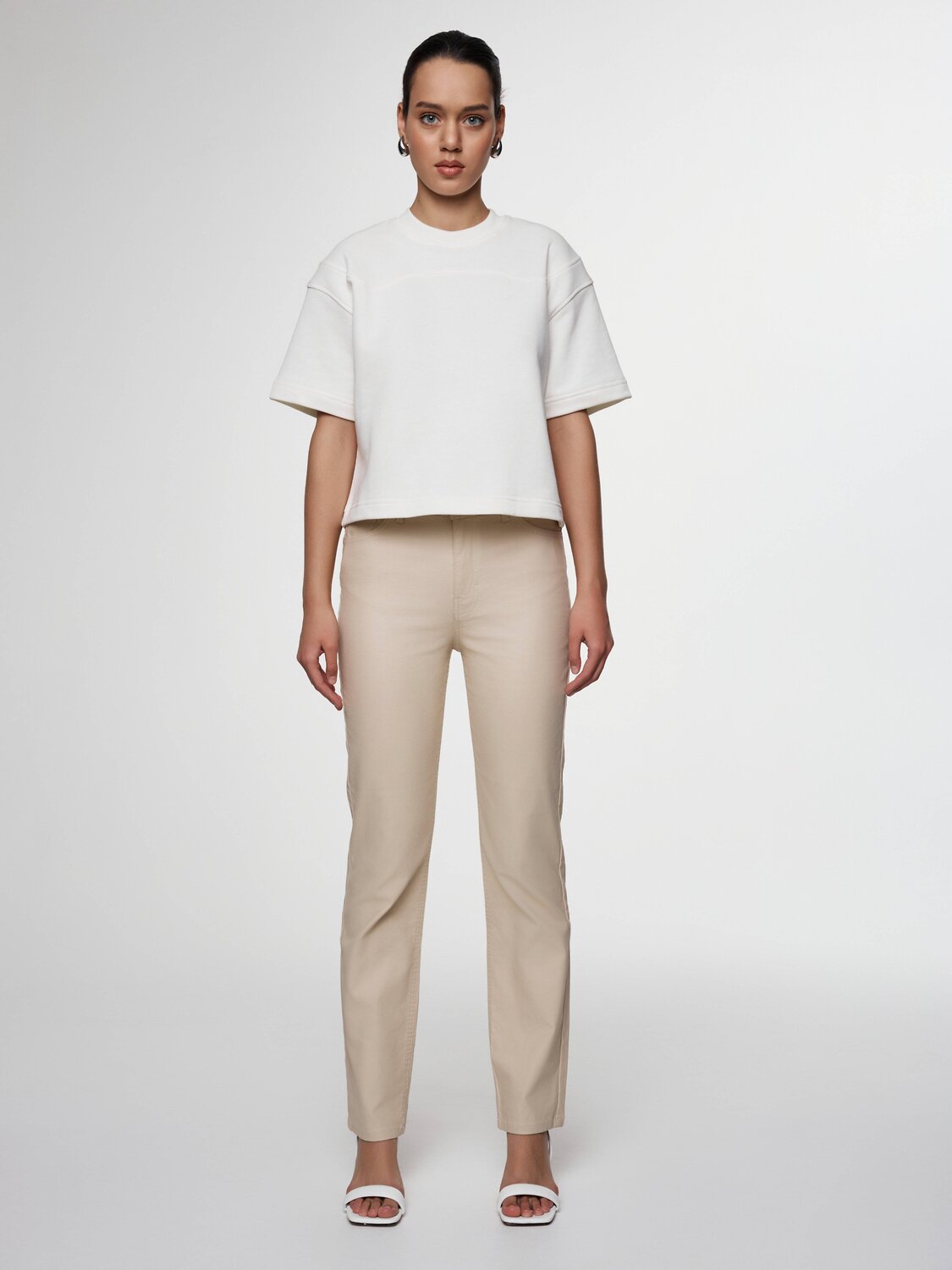 Ст.цена 4320р. Conte elegant Джинсы CON-699 ecru 509319