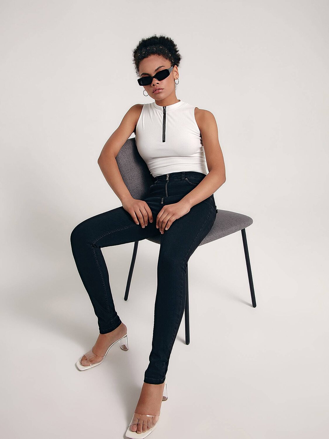 Ст.цена 3091р. Conte elegant Джинсы CON-441 washed black 219809