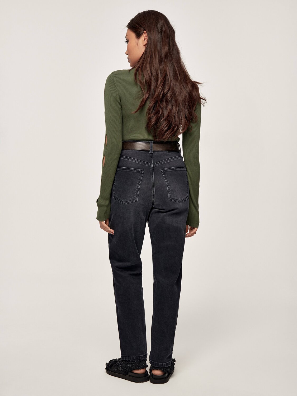 Ст.цена 3900р. Conte elegant Джинсы CON-544 washed black 309097