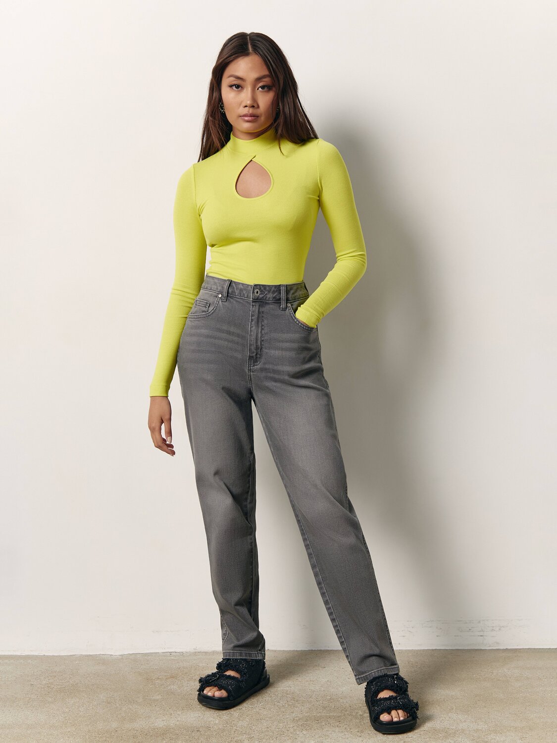 Ст.цена 3900р. Conte elegant Джинсы CON-599 grey 309100