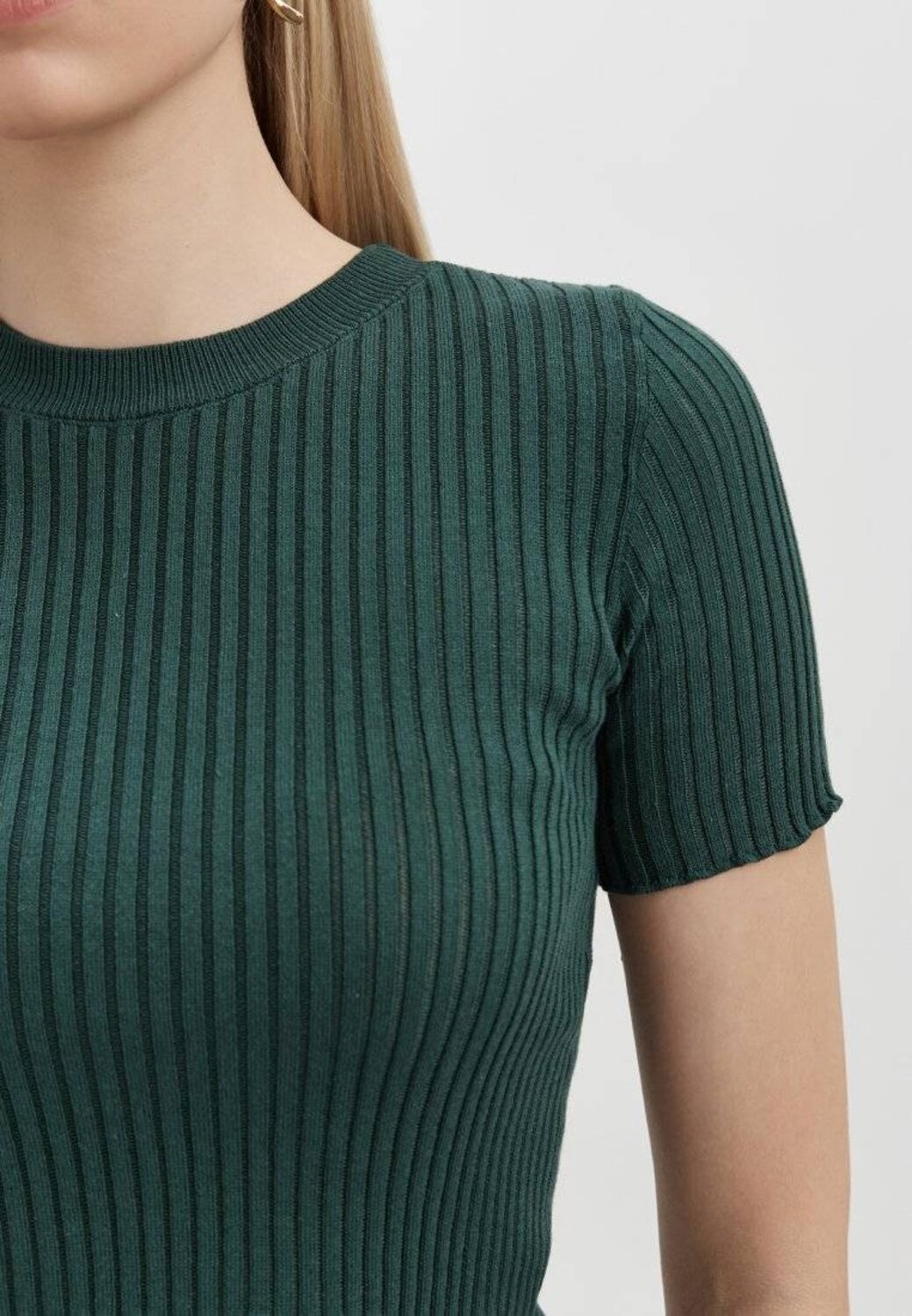 Ст.цена 3238р. Conte elegant Джемпер LDK 2359 green 461867