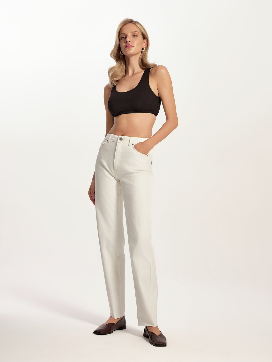 Ст.цена 3931р. Conte elegant Джинсы CON-769 off white 531718