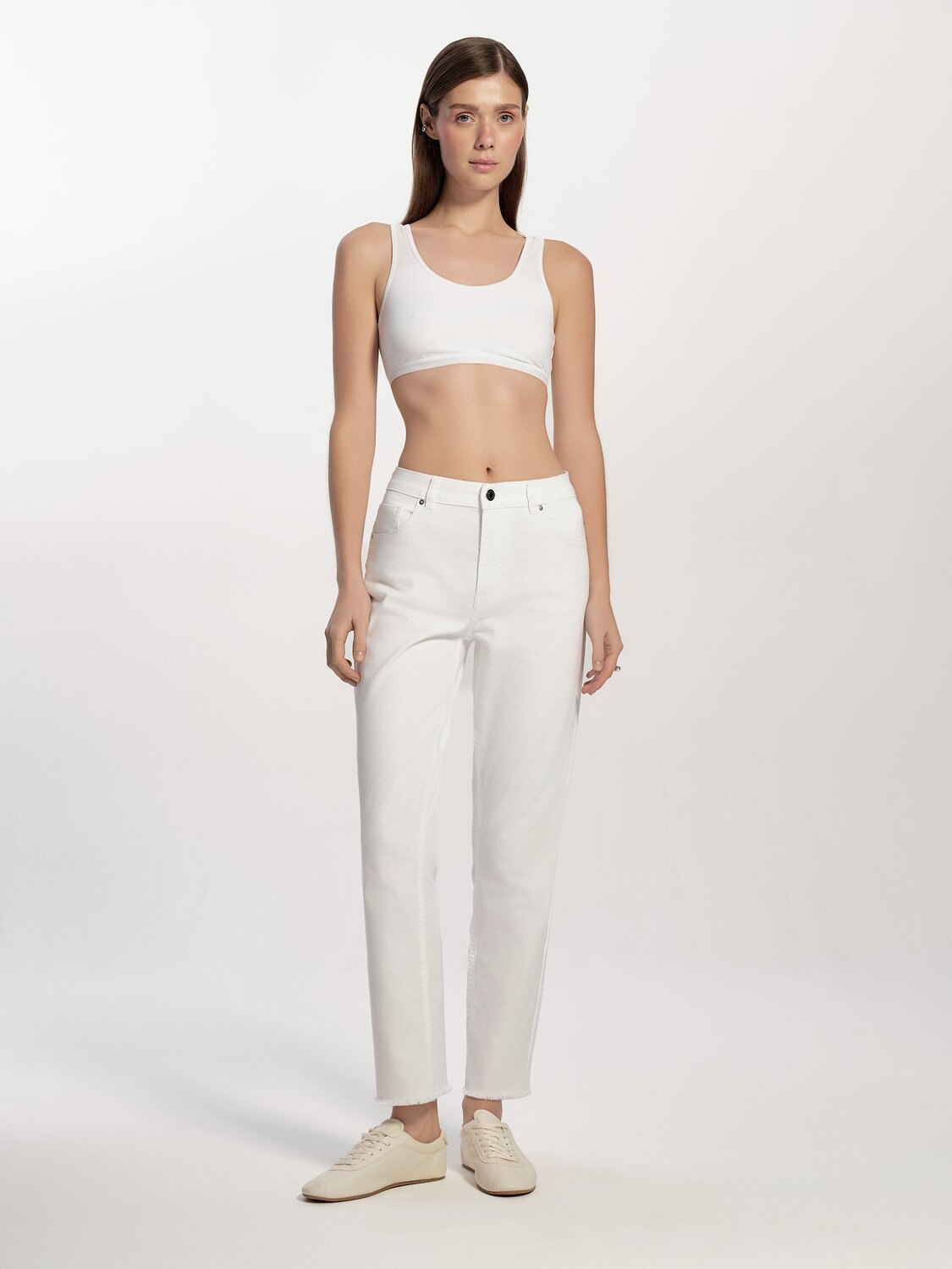 Ст.цена 3723р. Conte elegant Джинсы CON-723 white 531717