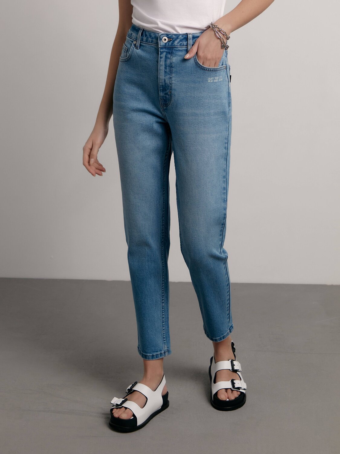 Ст.цена 3793р. Conte elegant Джинсы CON-564 light blue 280946