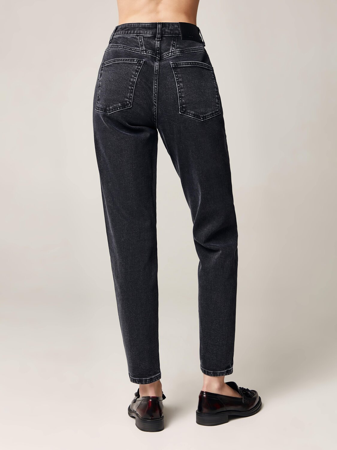 Ст.цена 3300р. Conte elegant Джинсы CON-523 washed black 256280