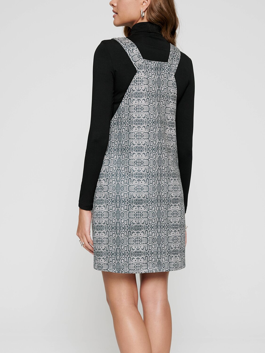 Ст.цена 2827р. Conte elegant Сарафан 19С-844ТСП light grey snake 197482