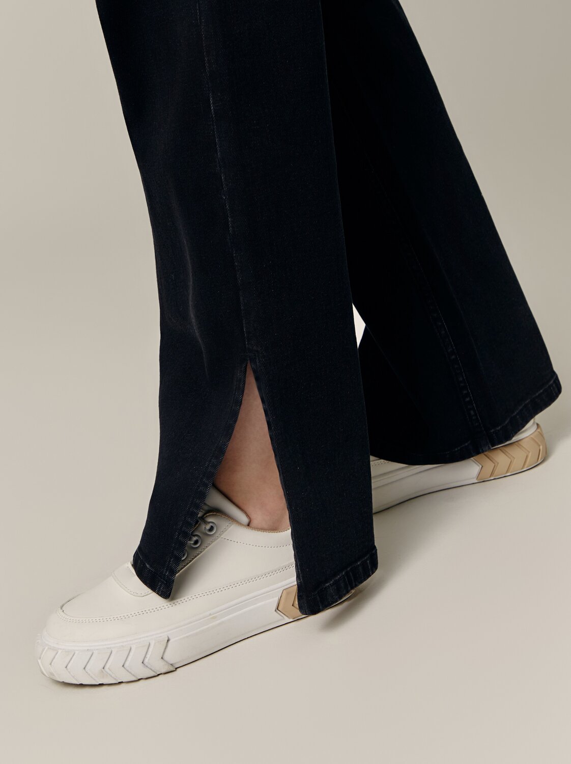 Ст.цена 3456р. Conte elegant Джинсы CON-717 black 509324