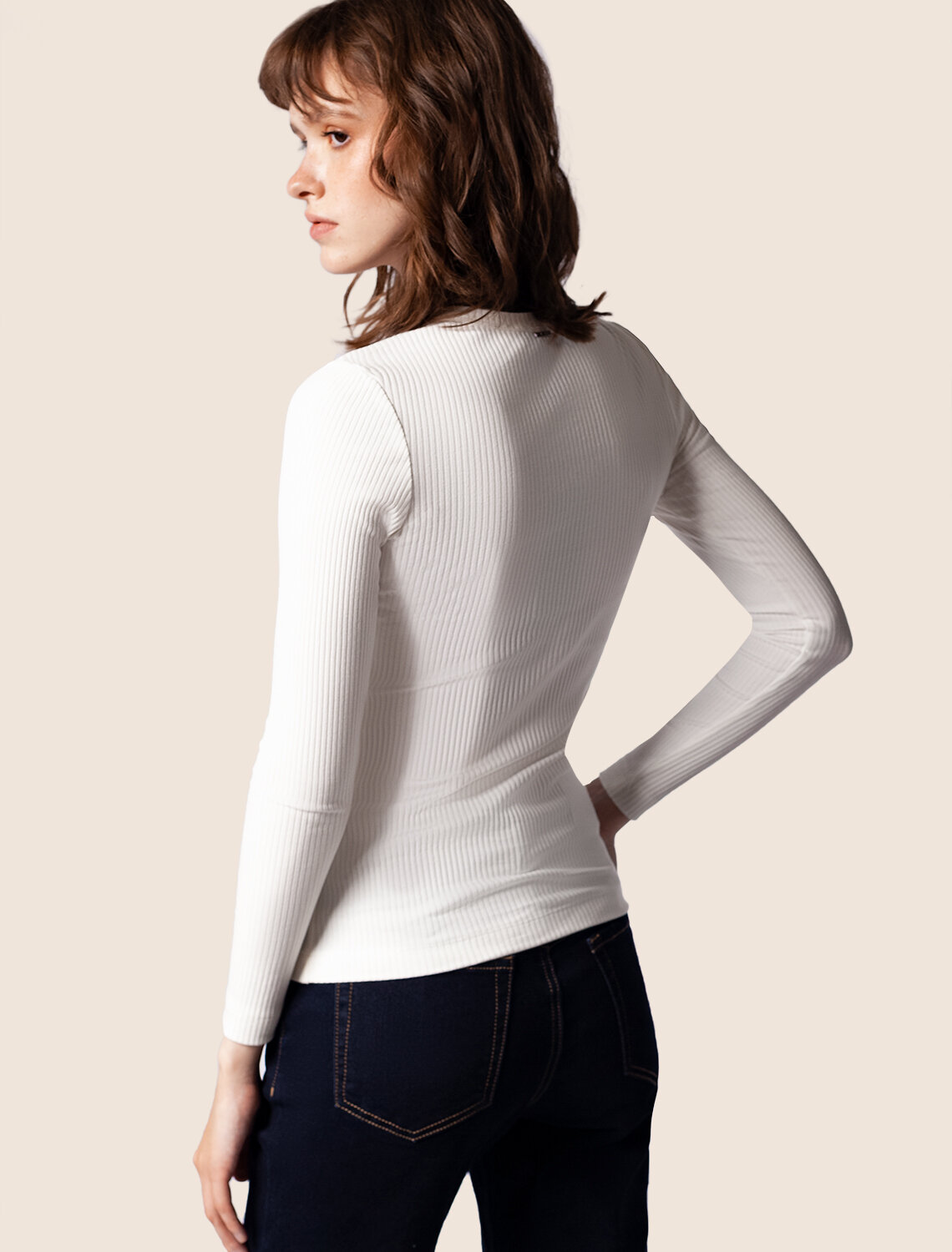 ст. цена1490руб.! VILATTE Джемпер D49.041молочный