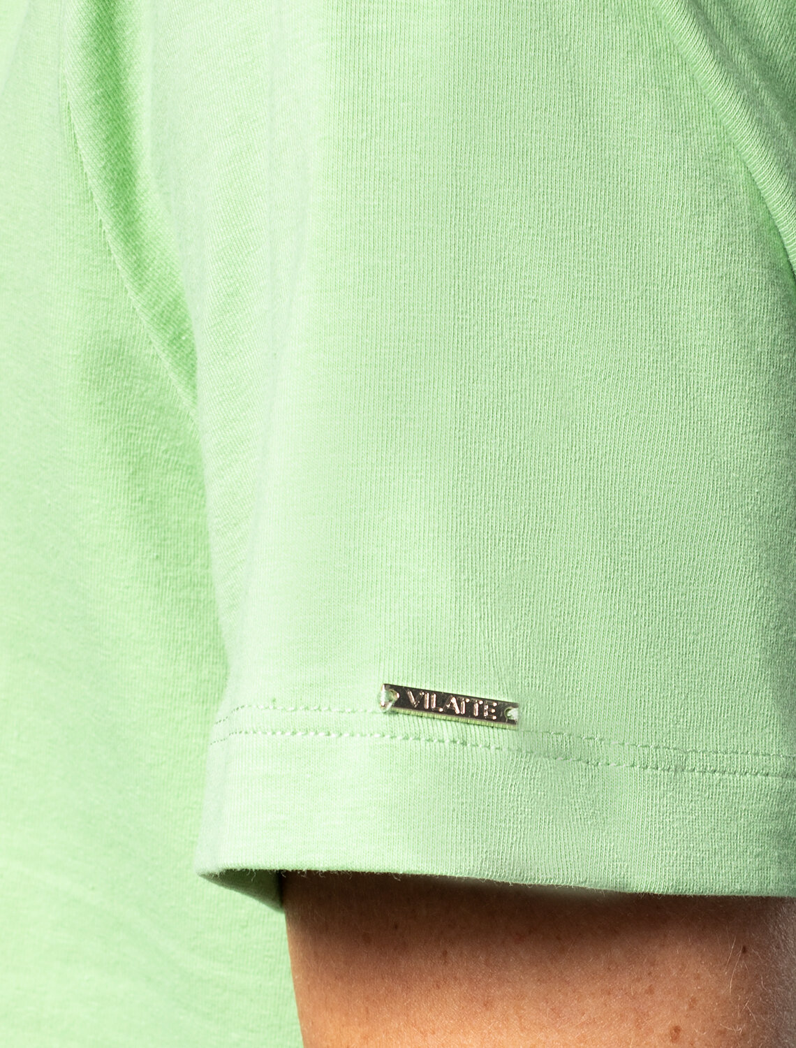 ст. цена2590руб.! VILATTE Футболка D49.919фисташковый