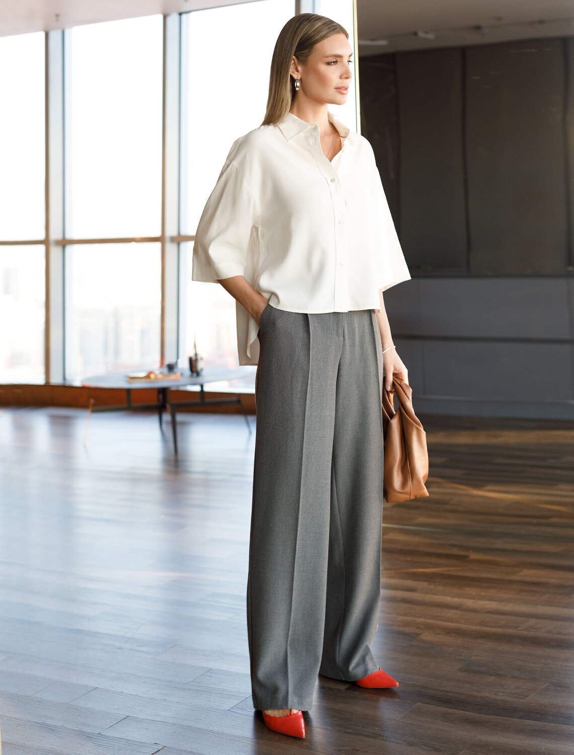 ст. цена3590руб.! VILATTE Брюки D24.227серый