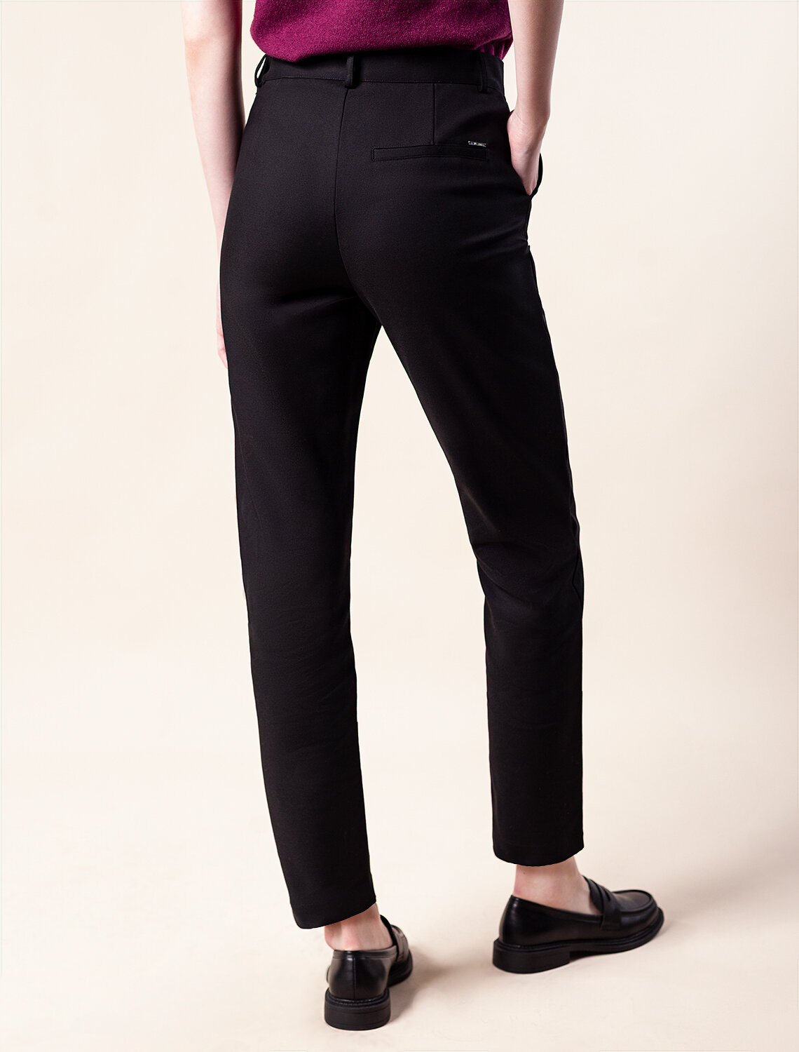 ст. цена2790руб.! VILATTE Брюки D24.241черный