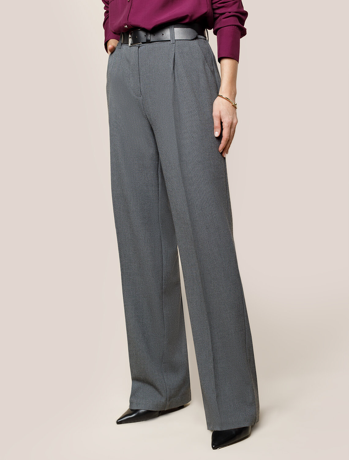 ст. цена3590руб.! VILATTE Брюки D24.227серый