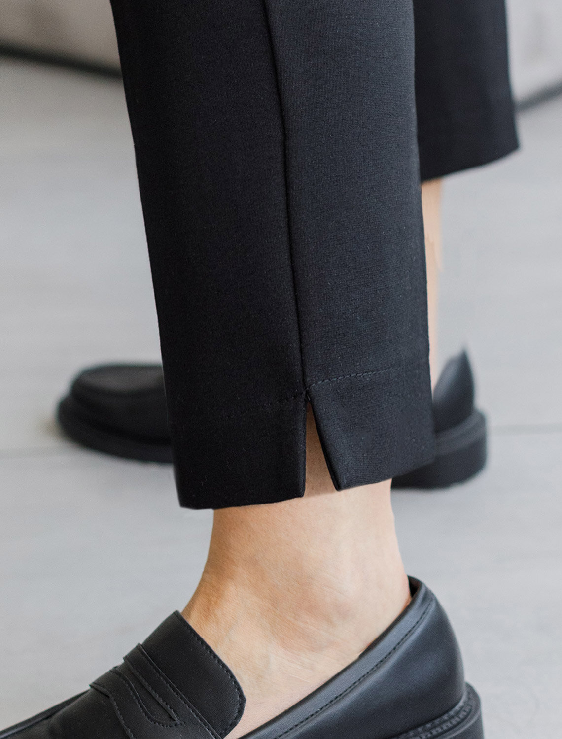 ст. цена2290руб.! VILATTE Брюки D44.156черный