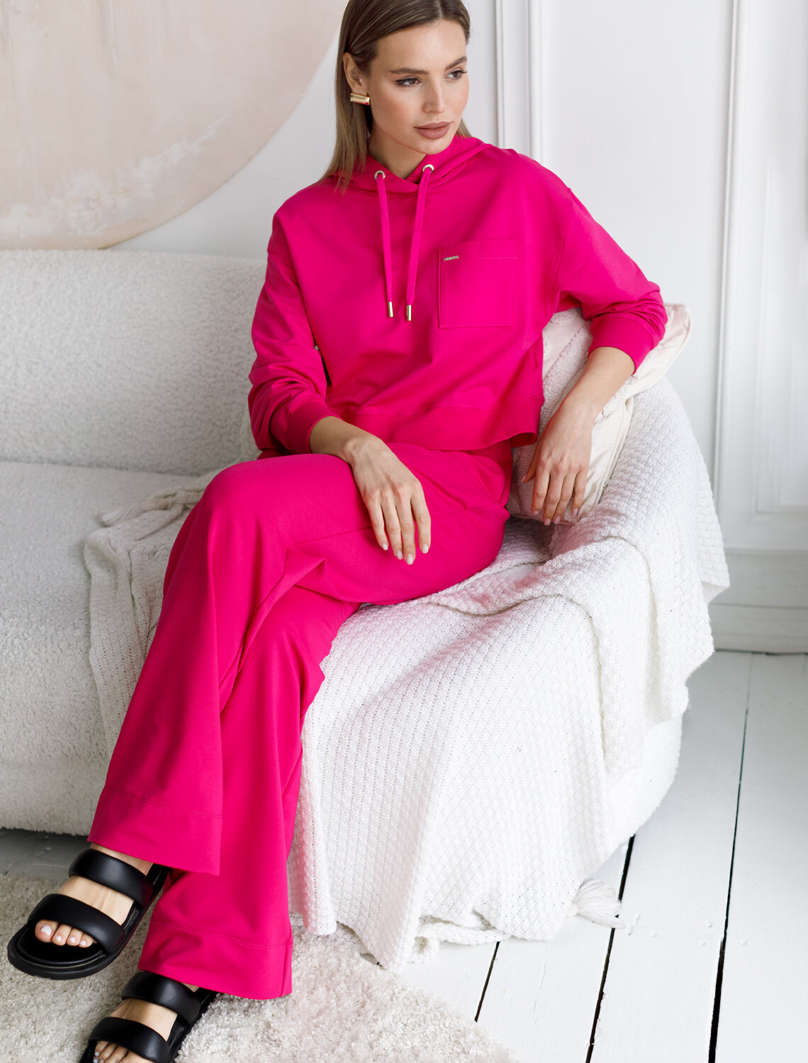 ст. цена2590руб.! VILATTE Брюки D44.140фуксия