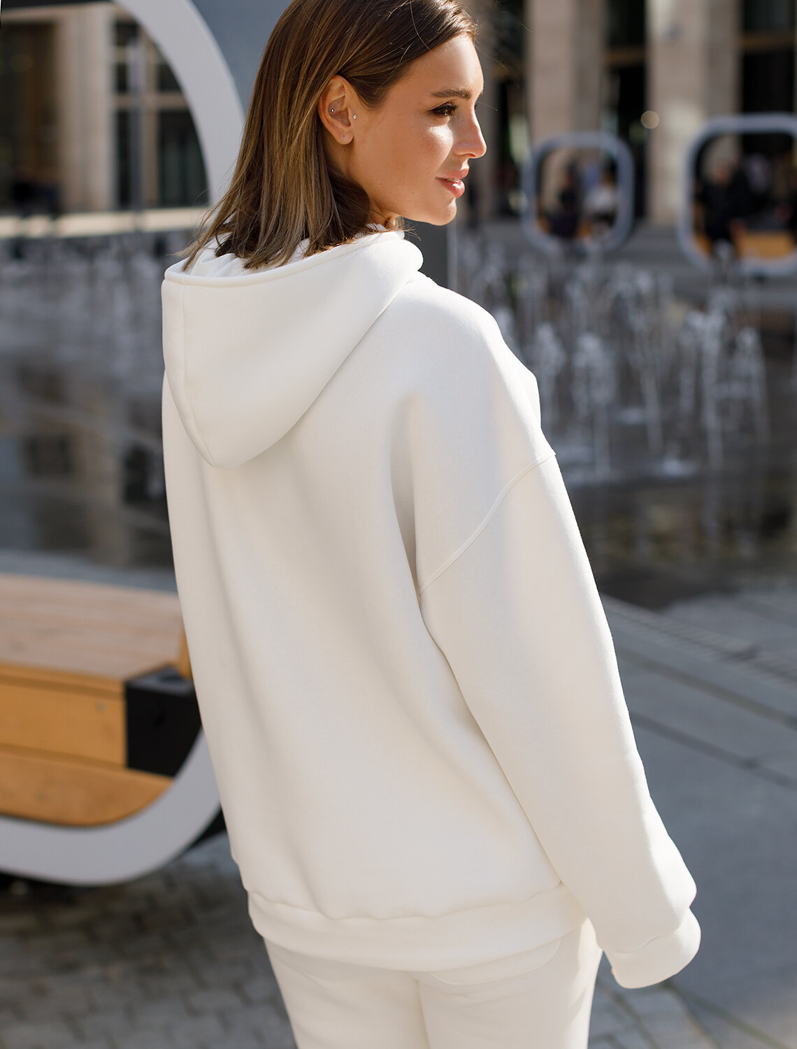 ст. цена2590руб.! VILATTE Джемпер D49.059белый