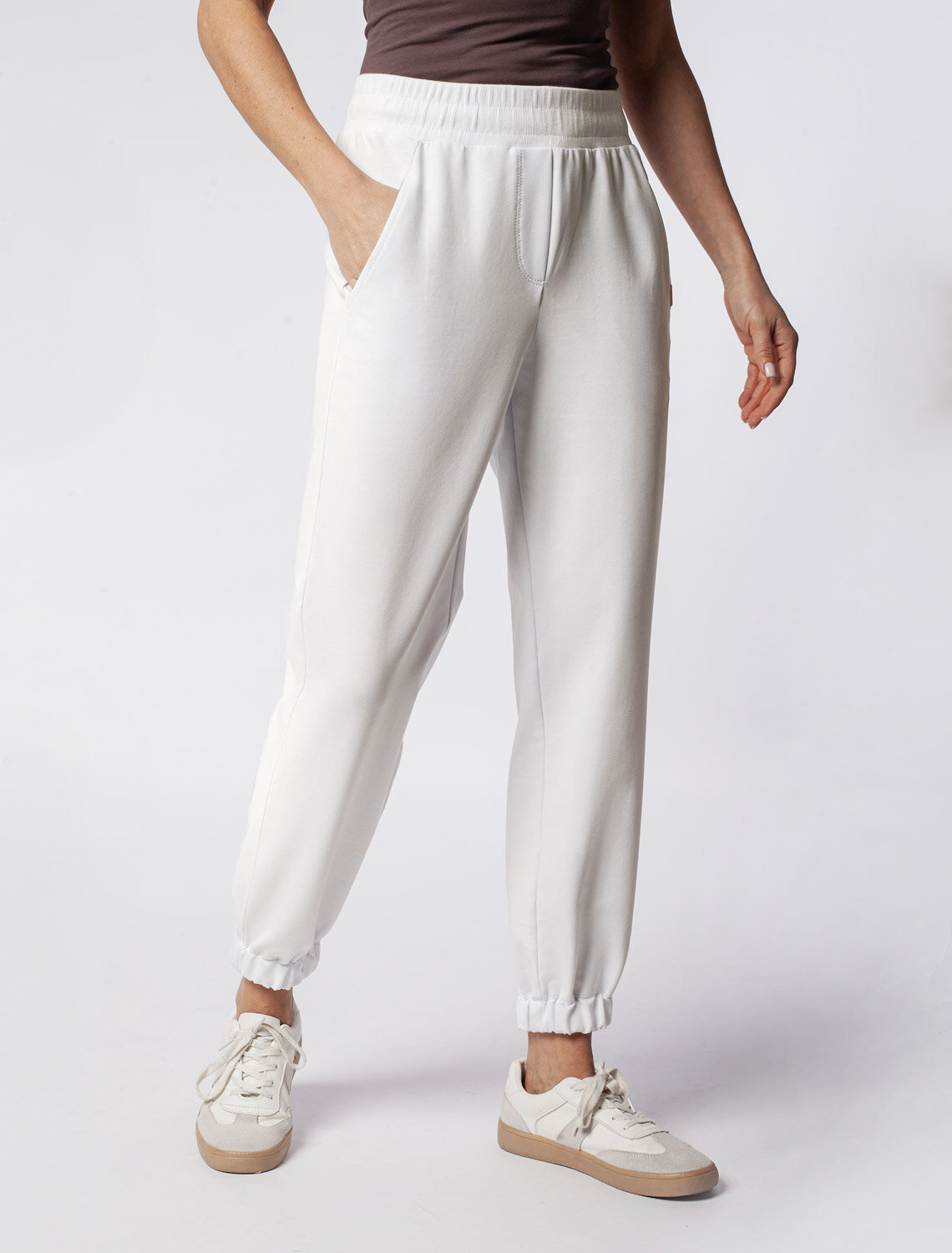 ст. цена1890руб.! VILATTE Брюки D44.137белый