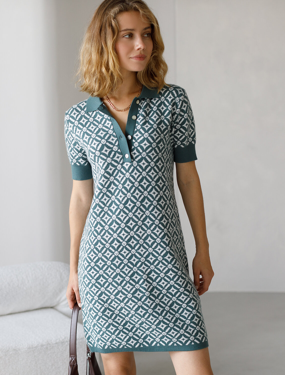 ст. цена2290руб.! VILATTE Платье D32.101полынный