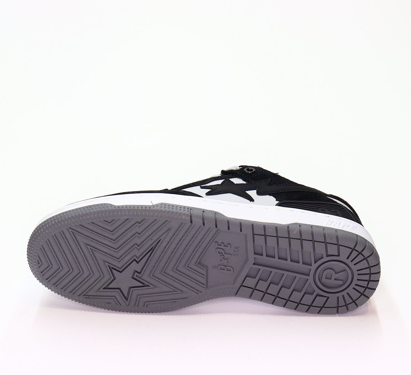 СКИДКА!Цена была 1863р.Кроссовки нат. Кожа (41-46)р. / шт. A1041/13