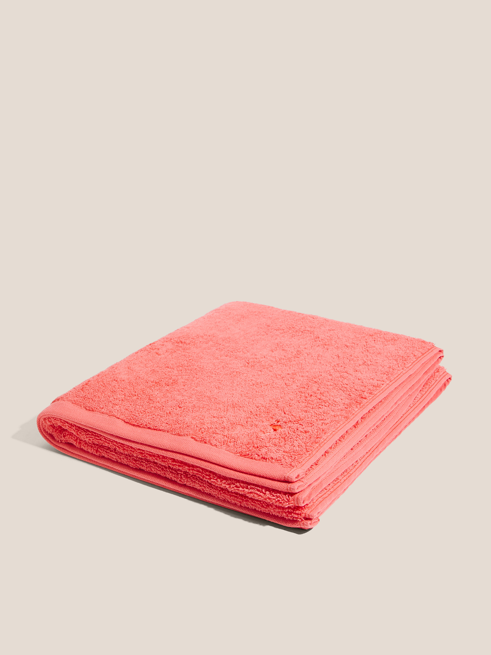 Махровое банное полотенце 70x140 MAISON DAVID 4691866, коралловый