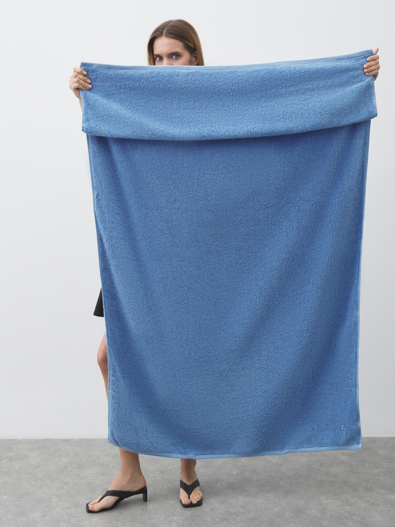 Махровое полотенце-покрывало 100x180 MAISON DAVID 4692392, голубой