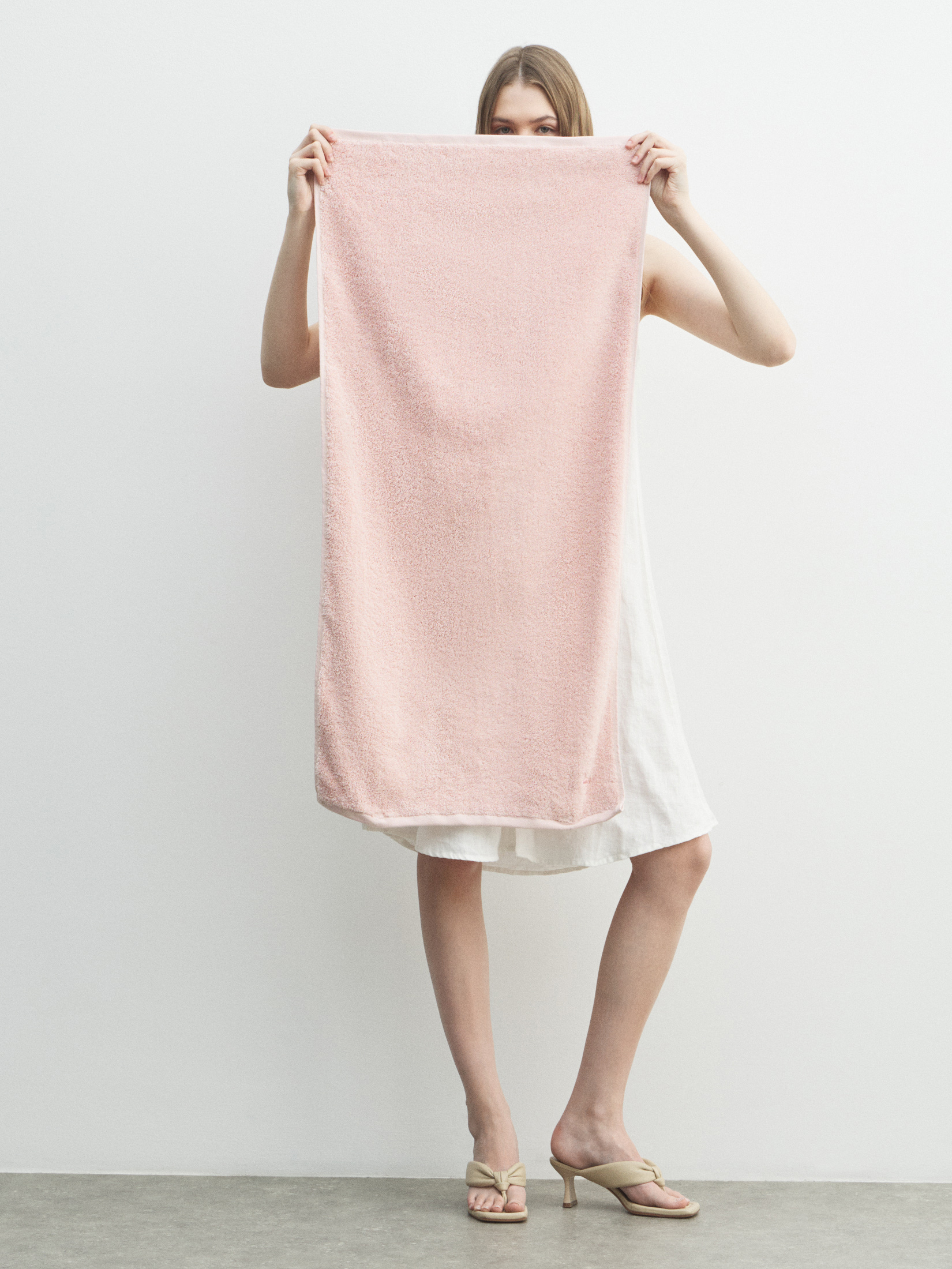 Махровое полотенце для лица и рук 50x100 MAISON DAVID 4691767, светло-розовый