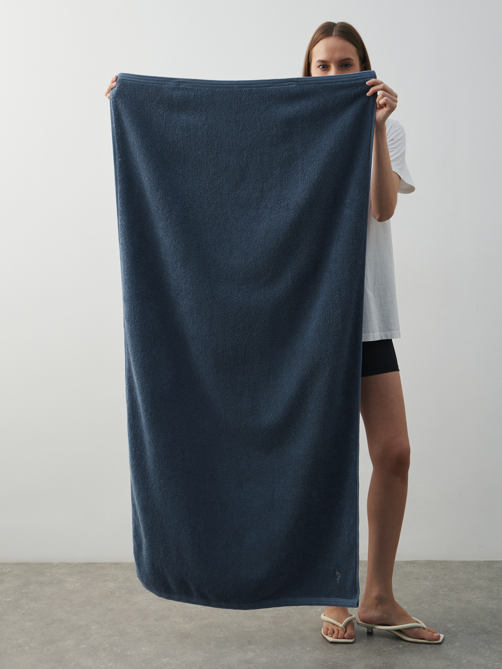 Махровое банное полотенце 70x140 MAISON DAVID 4690842, серо-синий