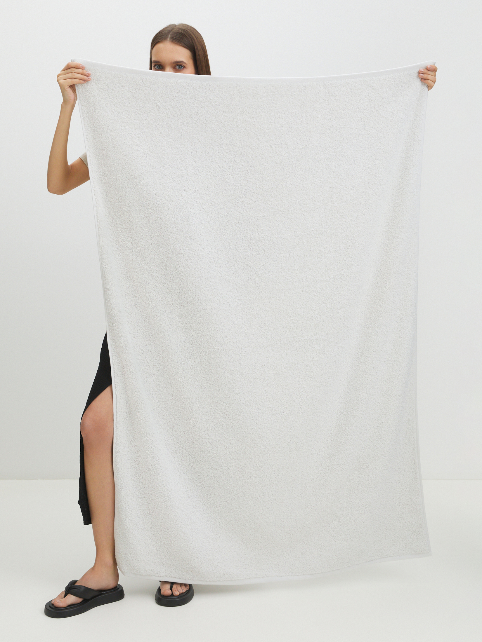 Махровое банное полотенце 100x150 MAISON DAVID 4285175, бледно-серый