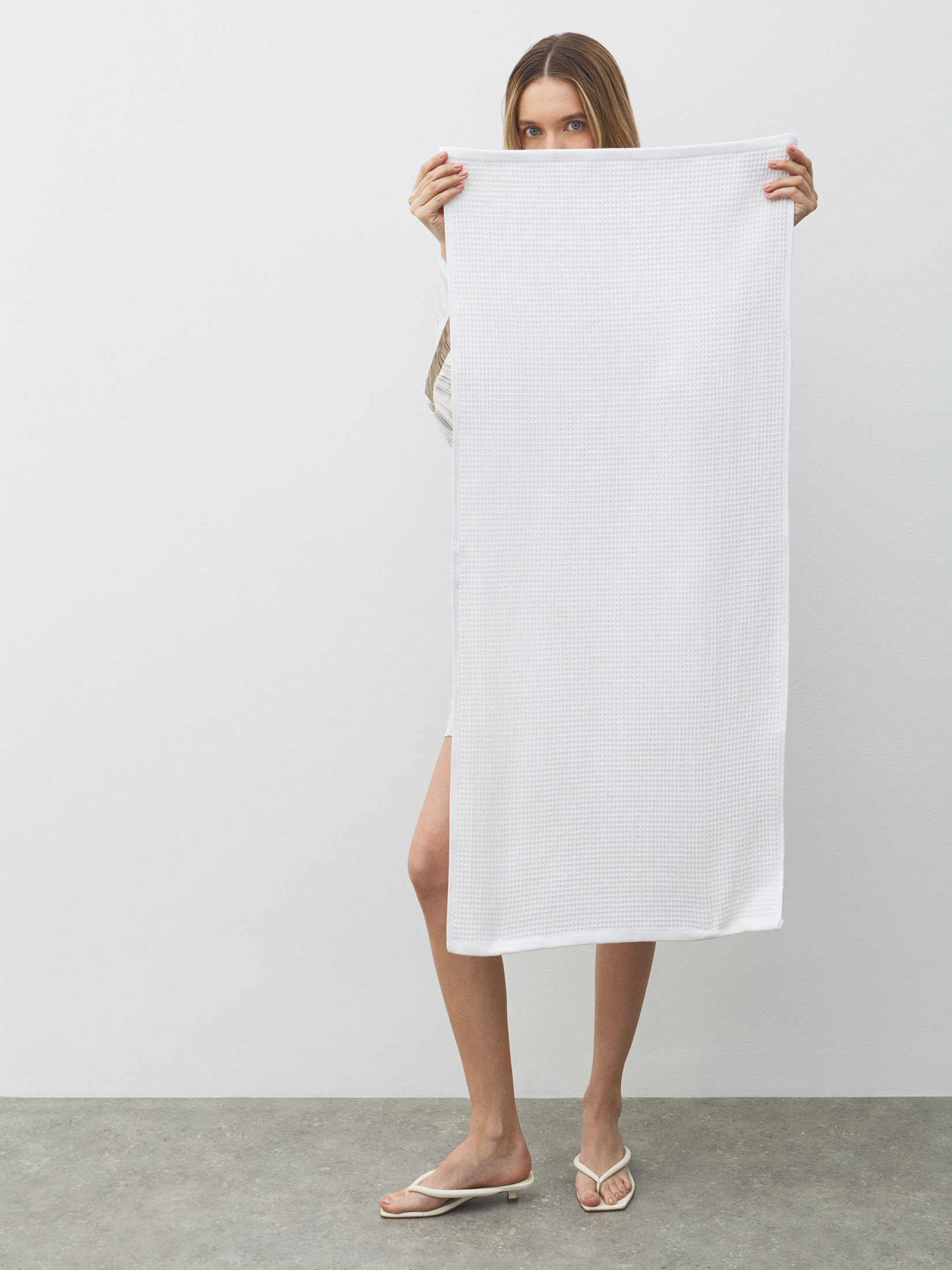 Вафельное полотенце для лица и рук 50x100 MAISON DAVID 4690062, белый