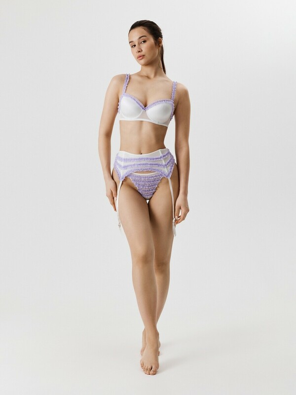 Трусы стринги-бразилиано с поясом для чулок Apasta