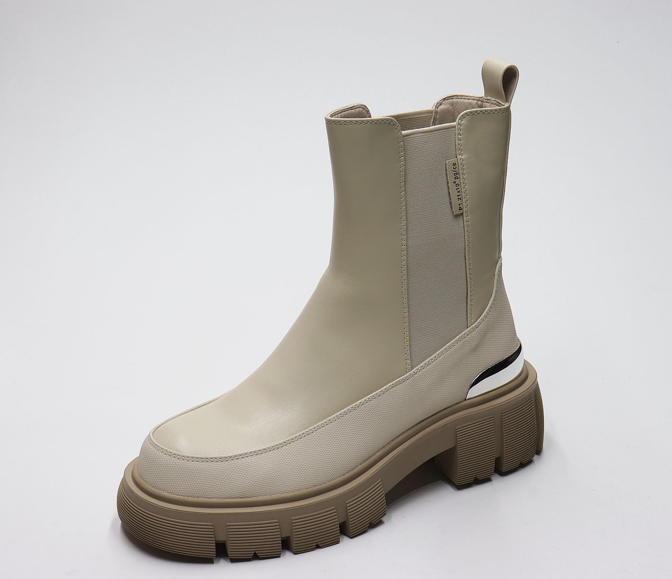 СКИДКА!Цена была 990р.Ботинки (36-40)р. / шт. QX323-118