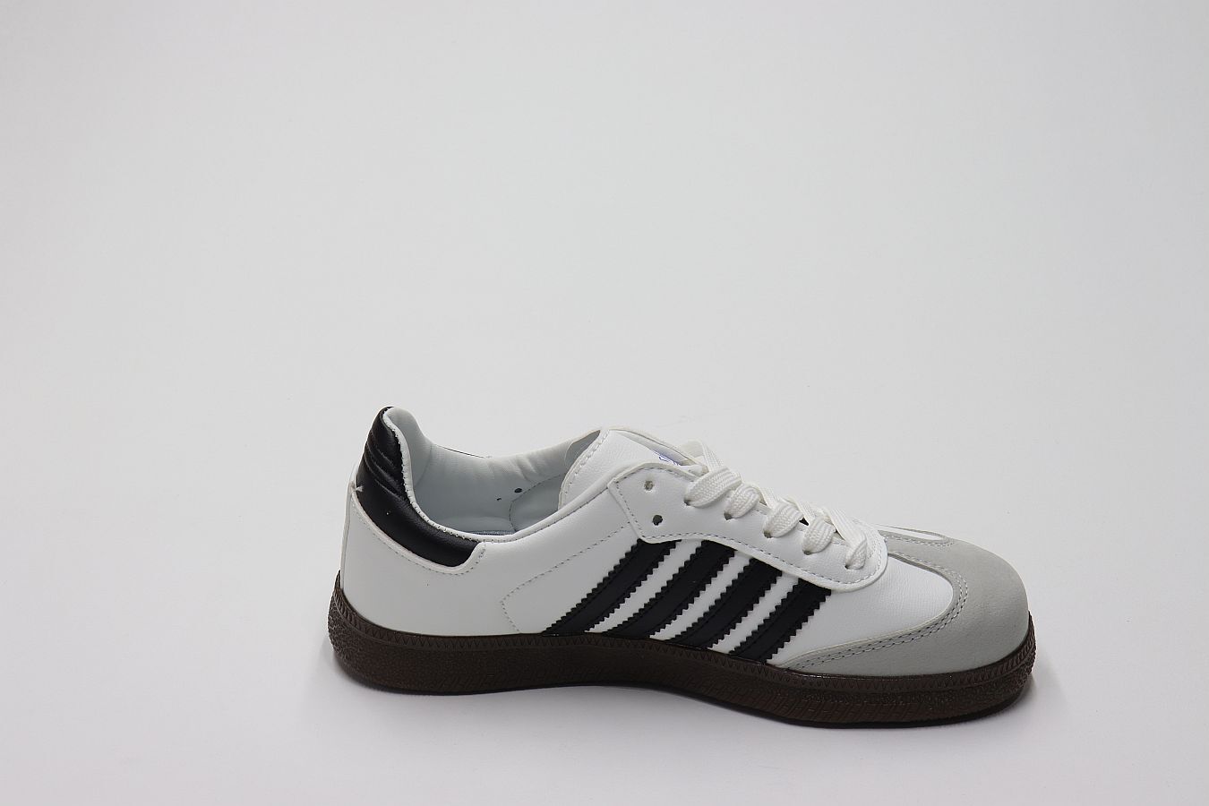 СКИДКА!Цена была 742р.Кроссовки (36-41)р. / шт. P127-13