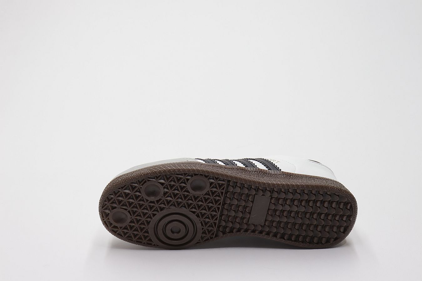 СКИДКА!Цена была 742р.Кроссовки (36-41)р. / шт. P127-13