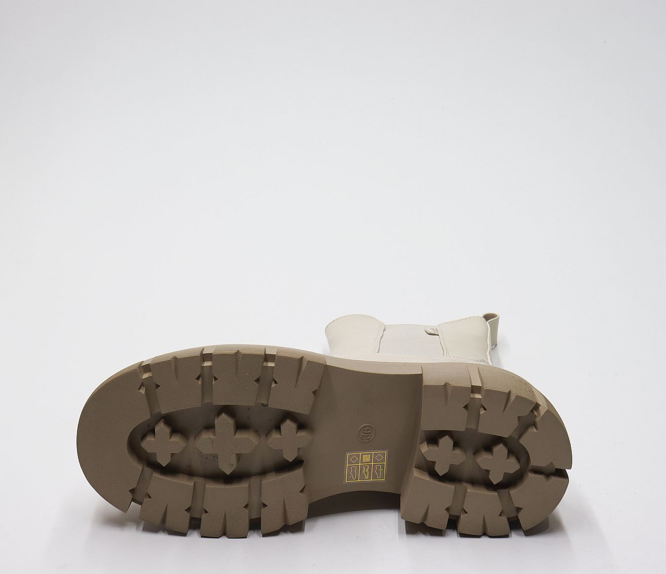 СКИДКА!Цена была 990р.Ботинки (36-40)р. / шт. QX323-118