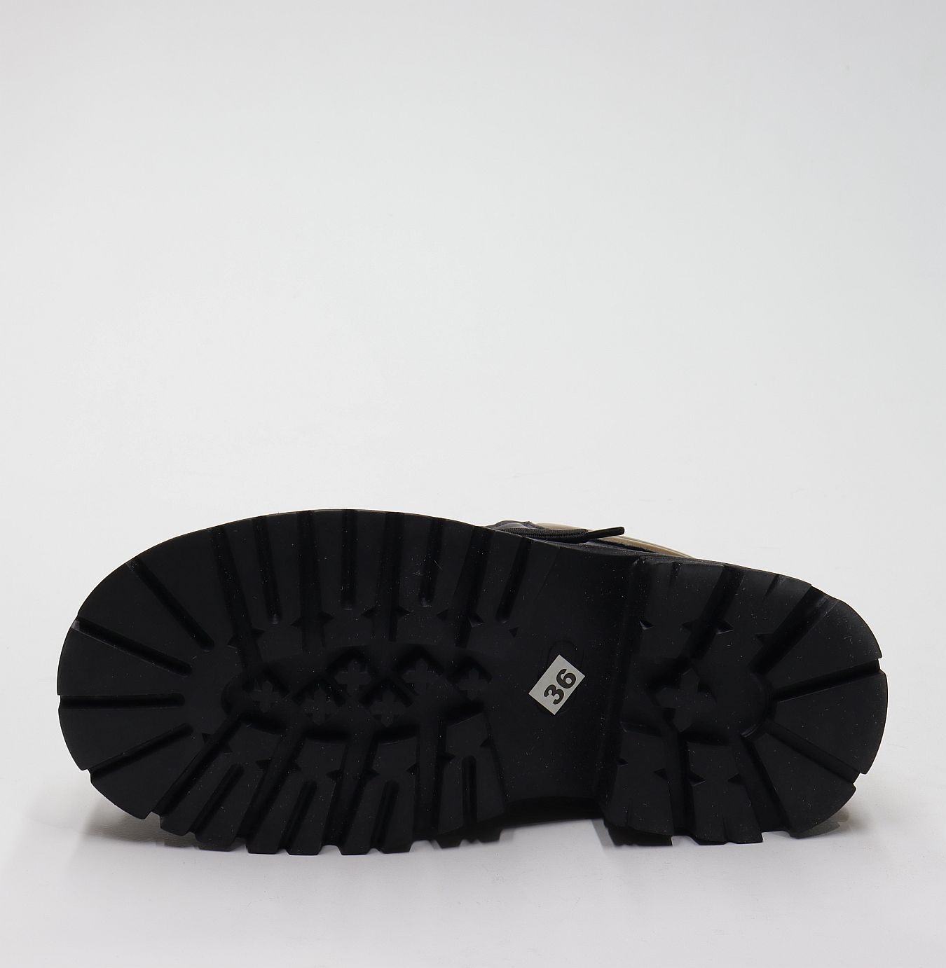 СКИДКА!Цена была 990р.Ботинки (36-41)р. / шт. C57-1