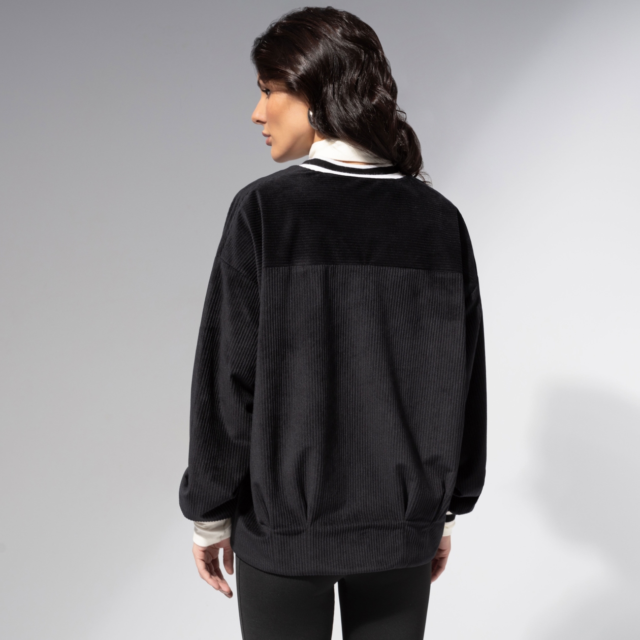 Бомбер из вельвета на подкладе, Модная стратегия