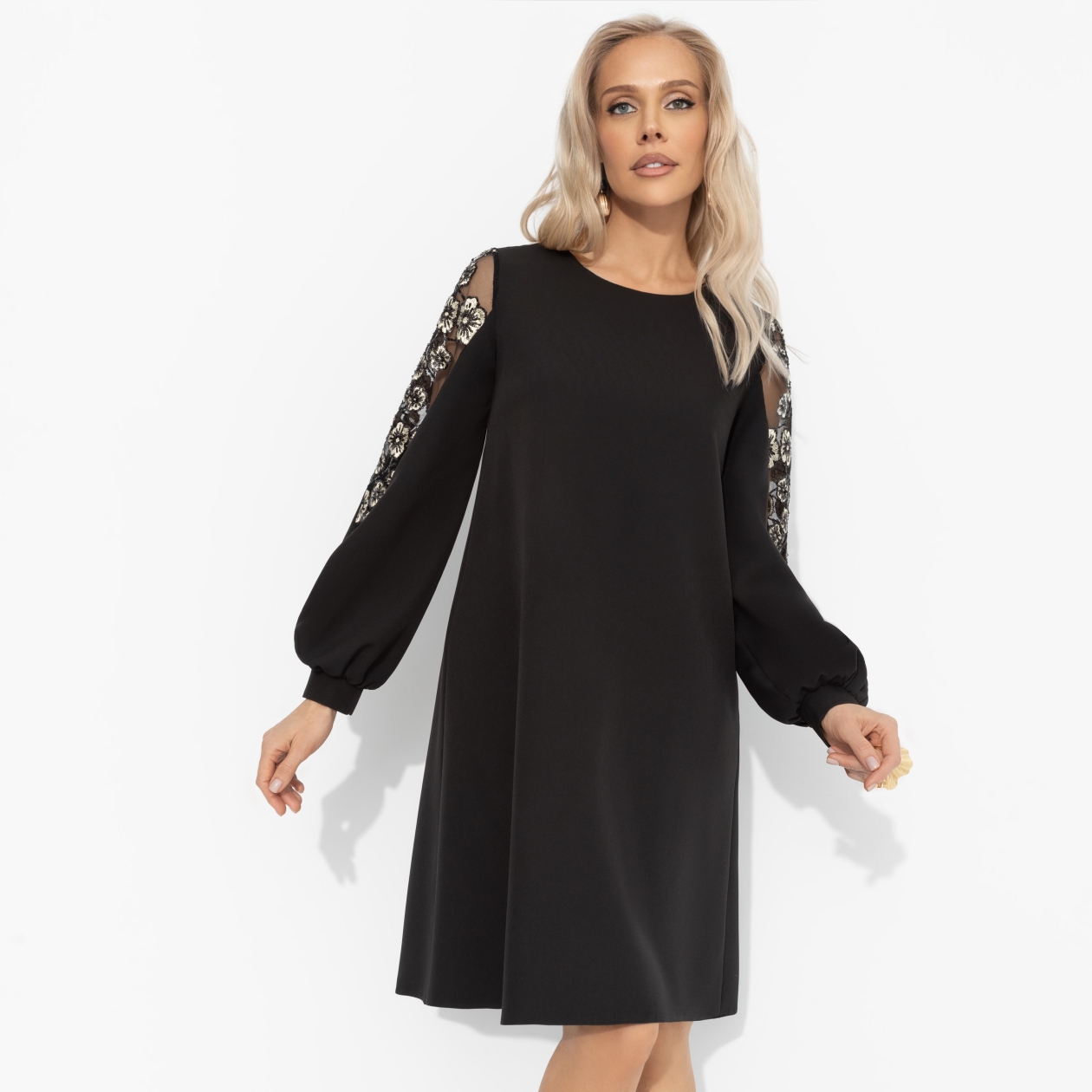 Платье с вышивкой, Секрет любви (шик)